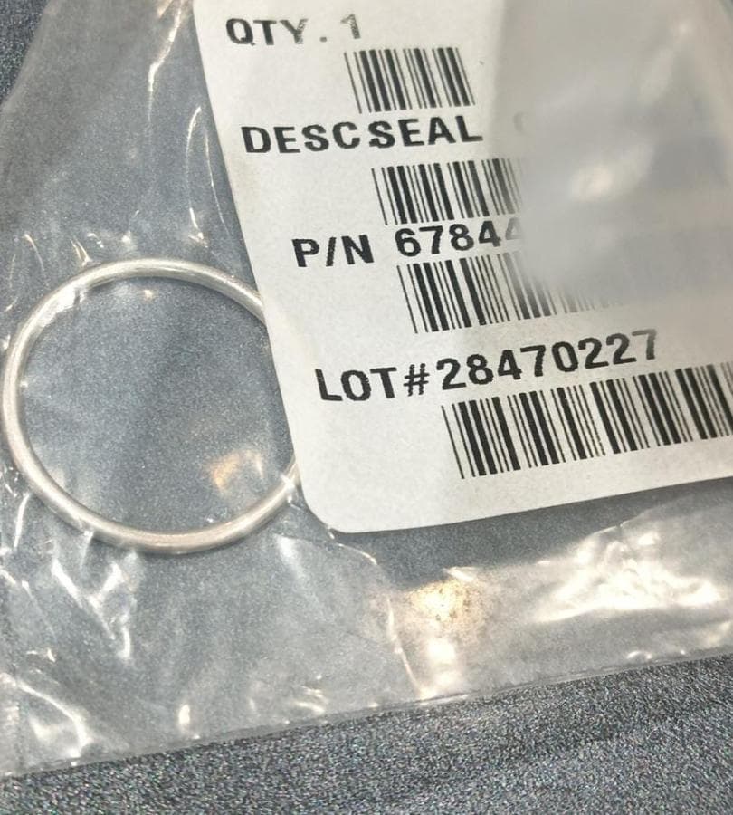 6784419-8 RING