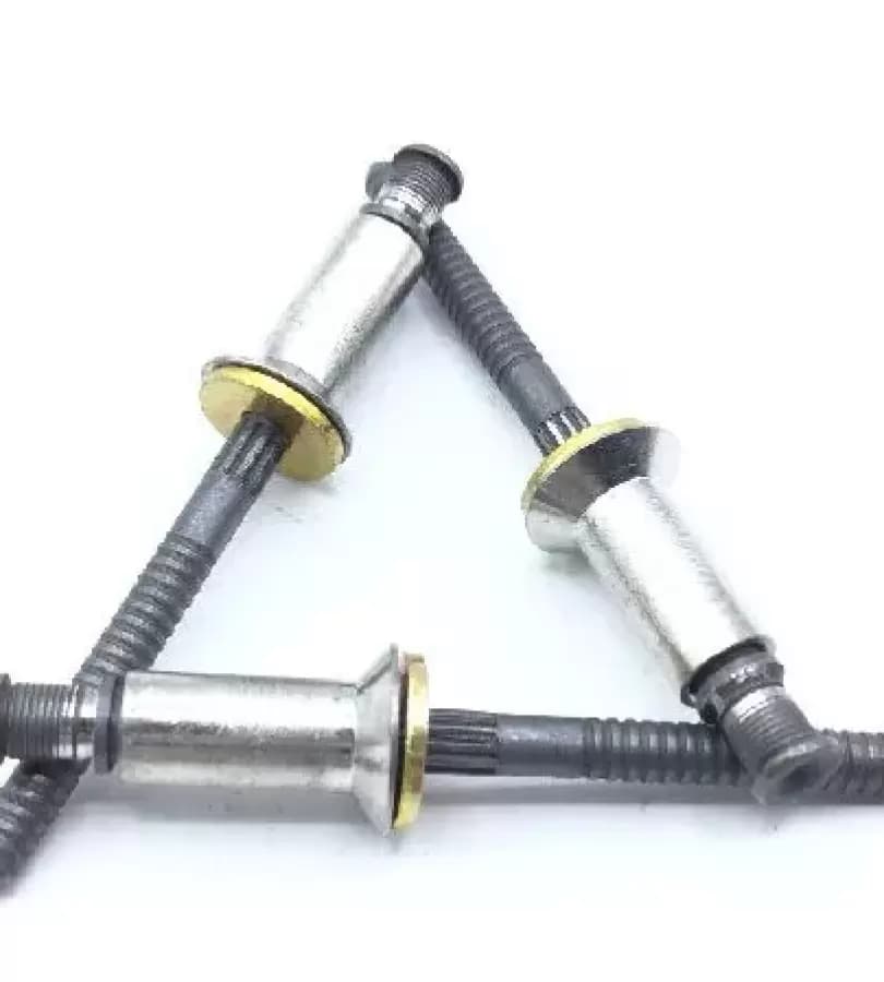 CR3522-6-05 RIVET
